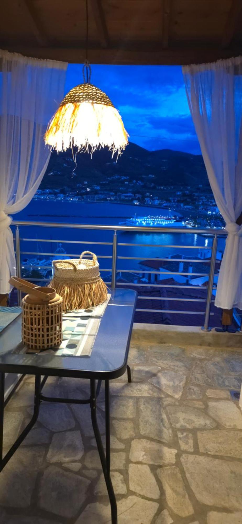 Villa Kastro House à Skopelos Extérieur photo